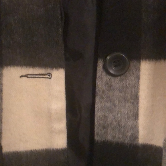 Lulu’s Black and white checkered wool coat - Picture 4 of 4